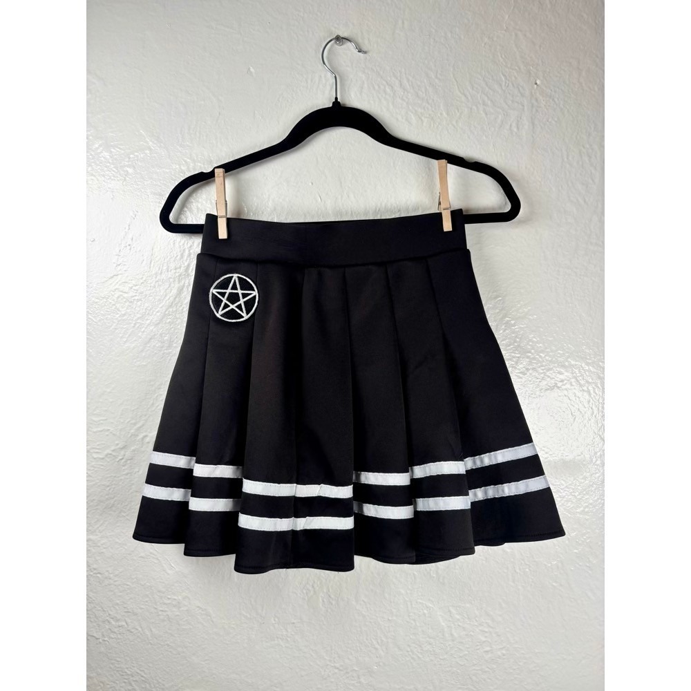 Spirit Halloween Black Pentagram Pleated Mini Skirt White Stripes Womens Small